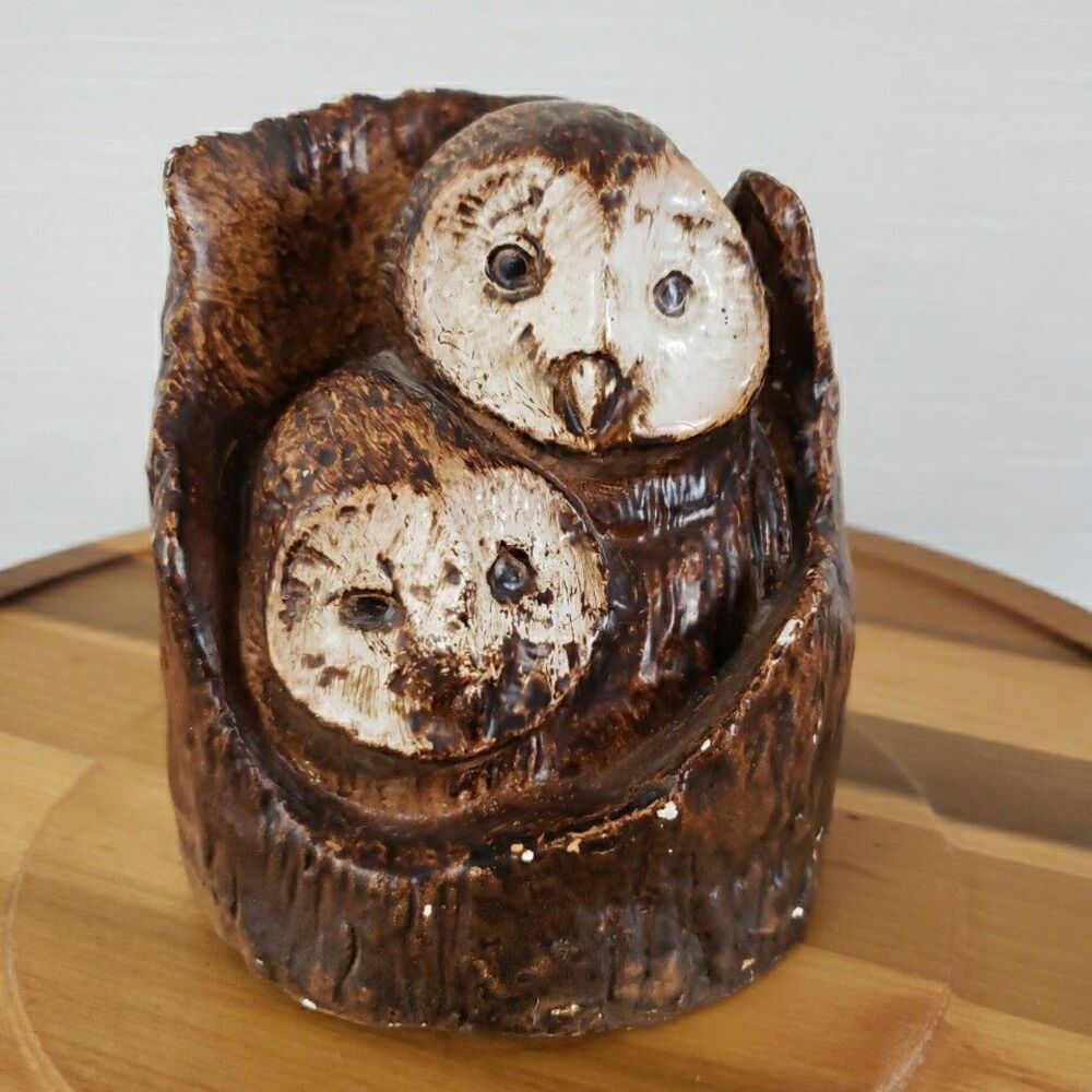 Owl Family in Tree Trunk Sculpture Plaster Woodland Cottage 70s Birds Folk Art